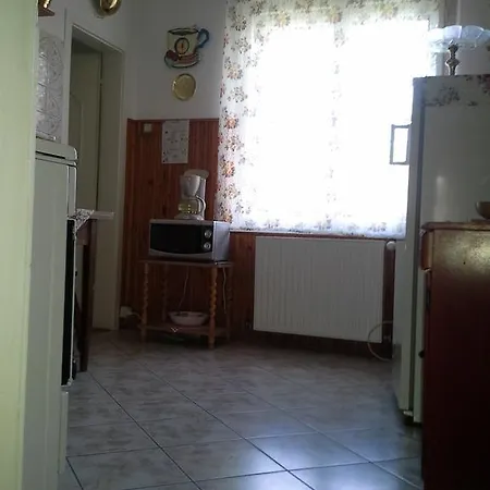 Anna Badacsony Apartament
